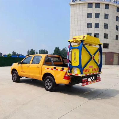 國(guó)六江鈴皮卡防撞緩沖車 高速作業(yè)的安全衛(wèi)士