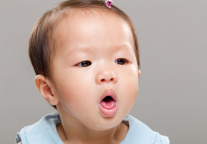 ?孩子一咳嗽就吃止咳藥？別慌，要先做這件事才對(duì)